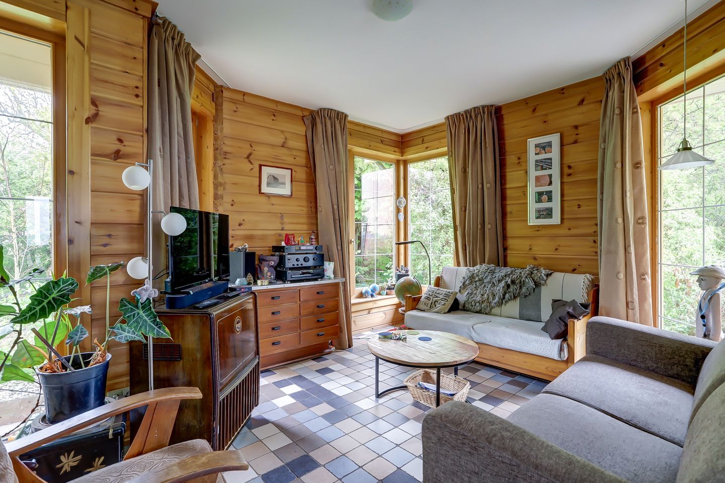 Foto 10 van Hillsestraat 35