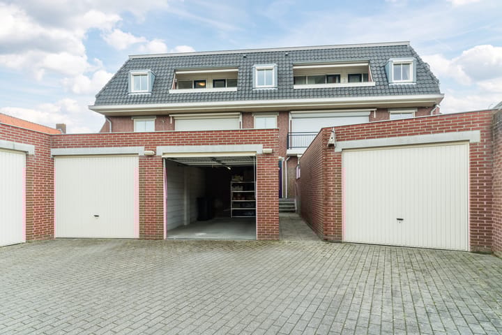 Photo 52 of Dorpsstraat 106-B