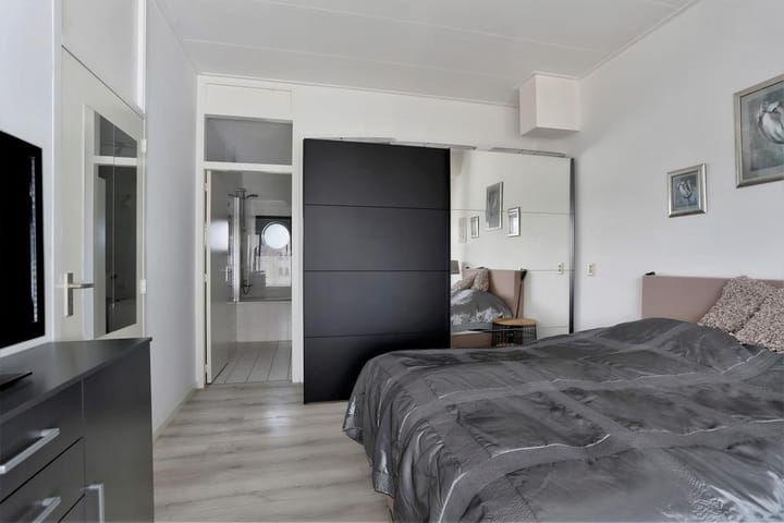 Foto 13 van Molenstraat 44