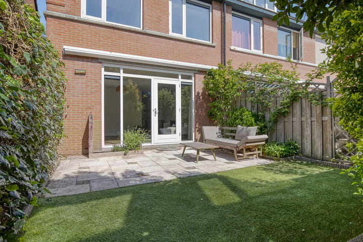 Photo 19 of Anthuriumsingel 47