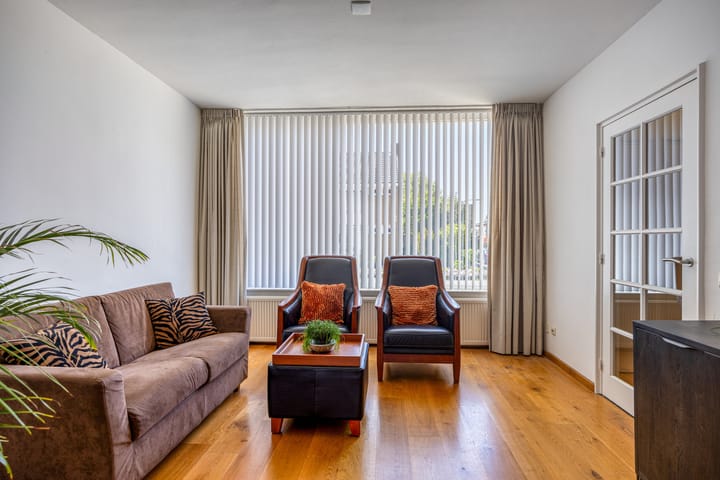 Foto 7 van Neutronstraat 1