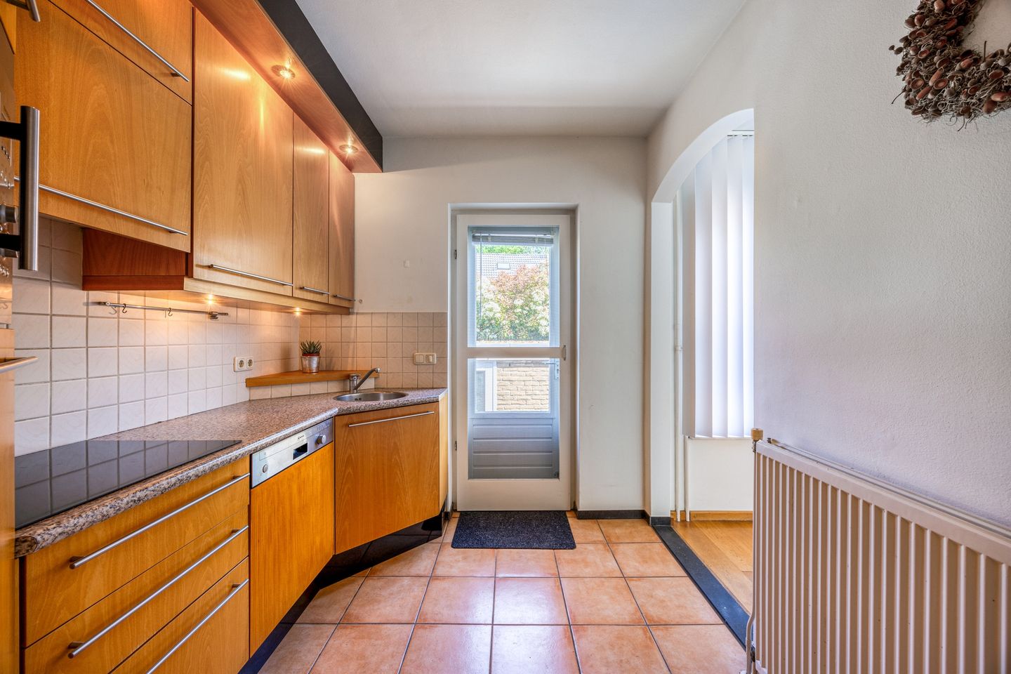 Foto 10 van Neutronstraat 1