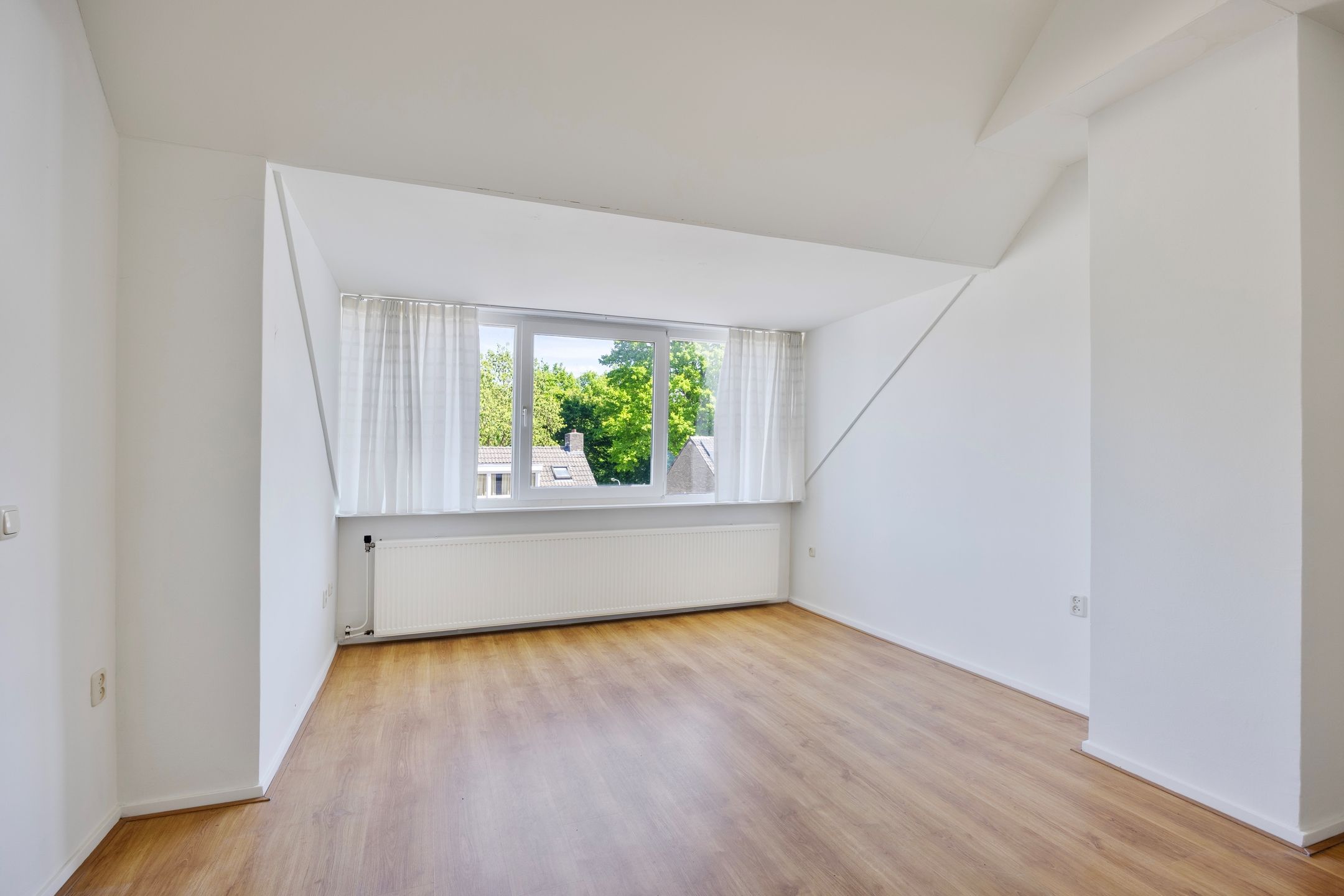 Foto 21 van Neutronstraat 1