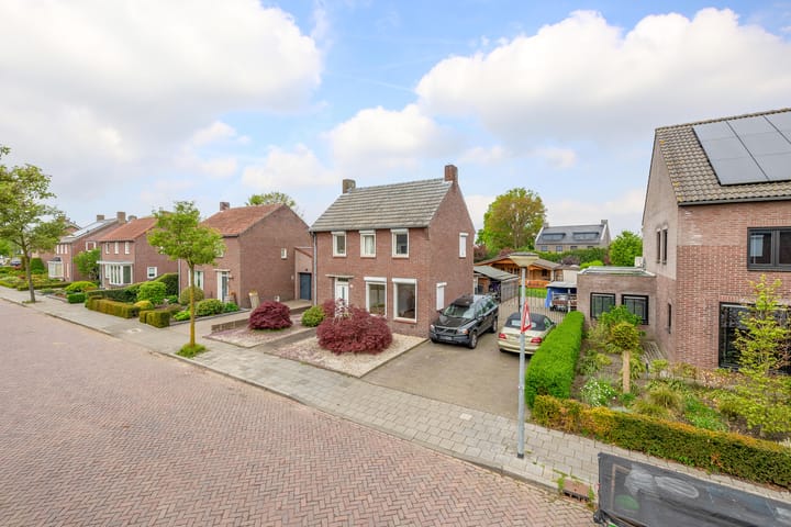 Photo 51 of Sint Janstraat 18