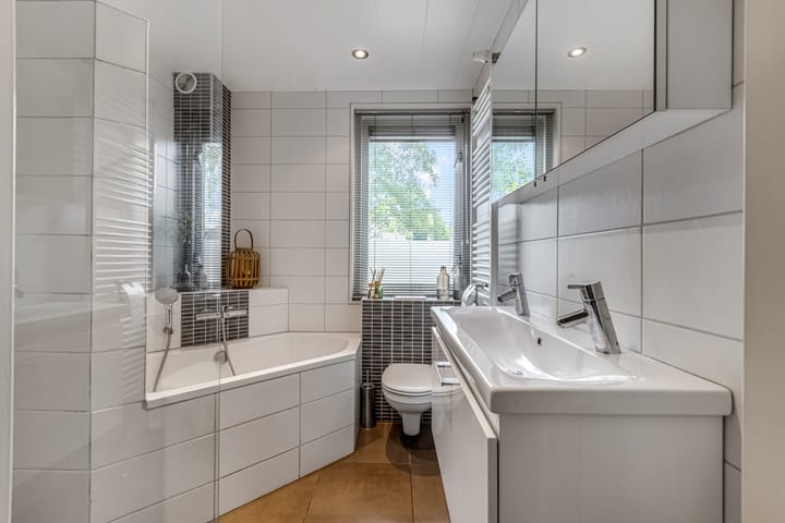 Foto 20 van Saffierstraat 38