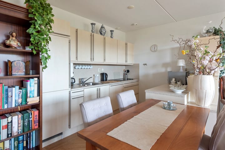 Photo 6 of 's-Gravendamseweg 16-P