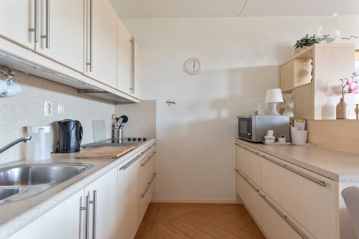 Photo 8 of 's-Gravendamseweg 16-P