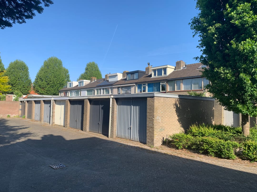 Photo 1 of Prof. Buysstraat 16-C