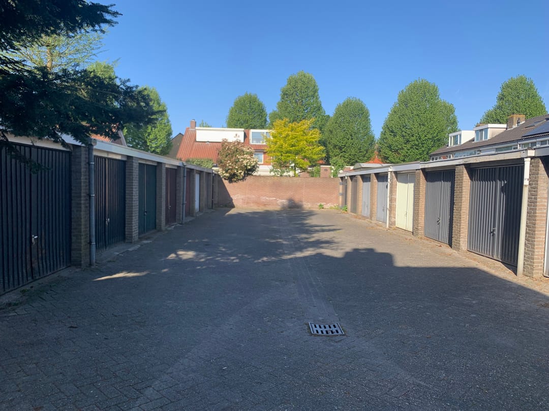 Photo 2 of Prof. Buysstraat 16-C