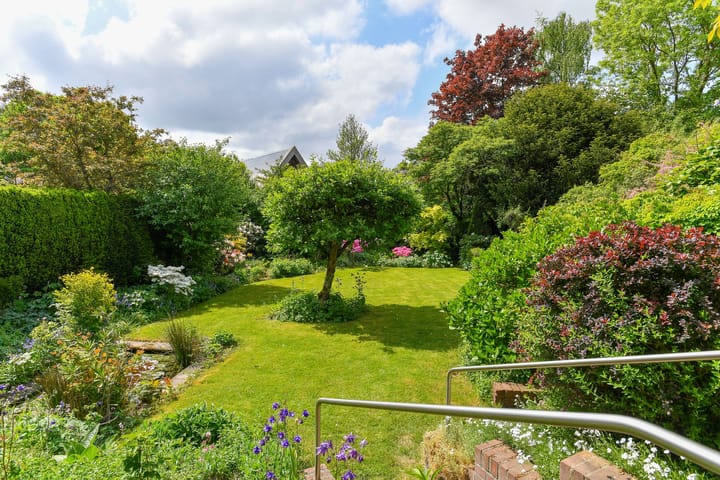 Foto 44 van Prins Bernhardweg 24