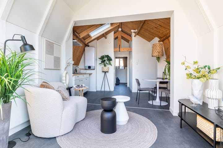 Foto 16 van Sint Anthoniestraat 15-B