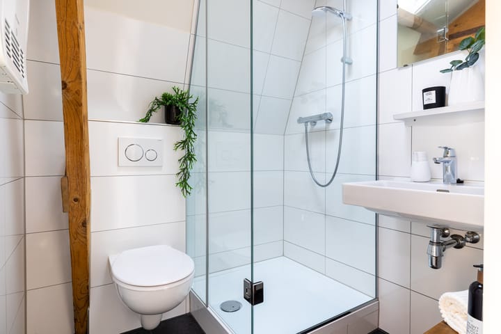 Foto 21 van Sint Anthoniestraat 15-B