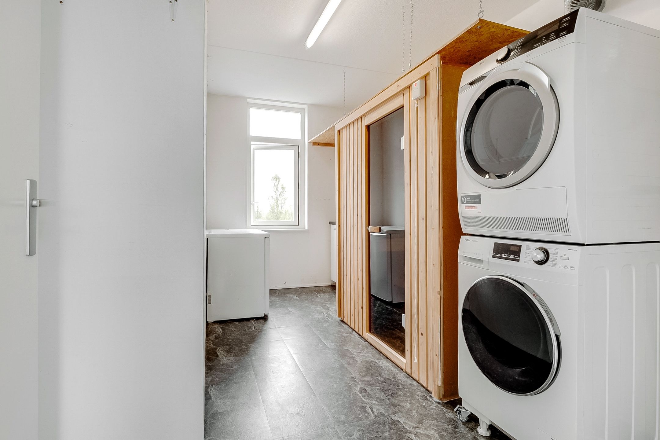 Foto 45 van Athenelaan 189