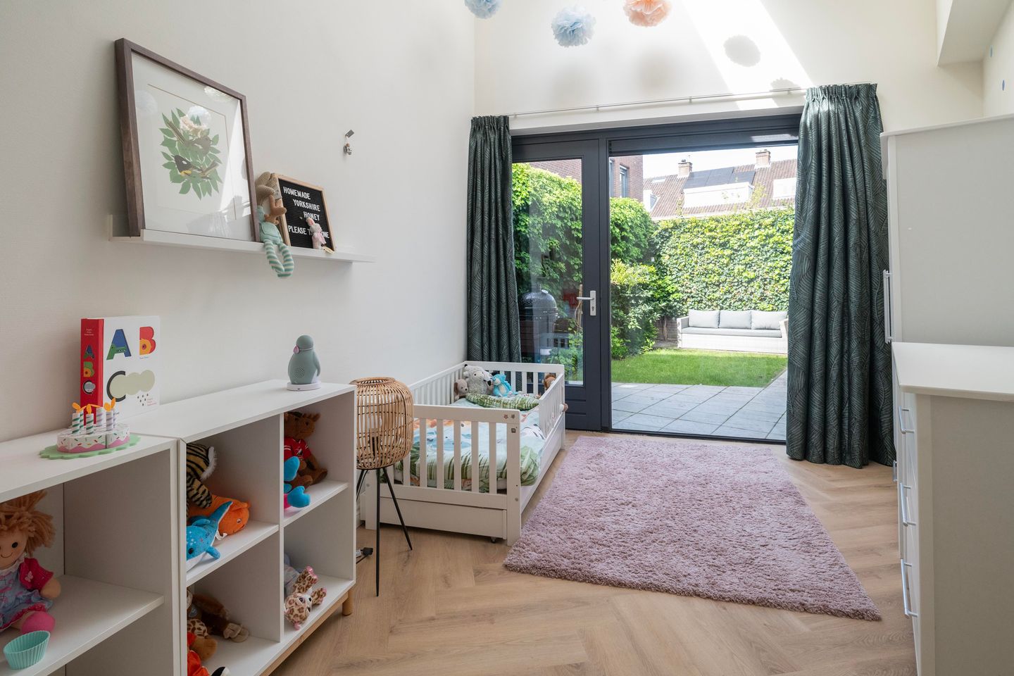 Photo 29 of Amalia van Solmslaan 7