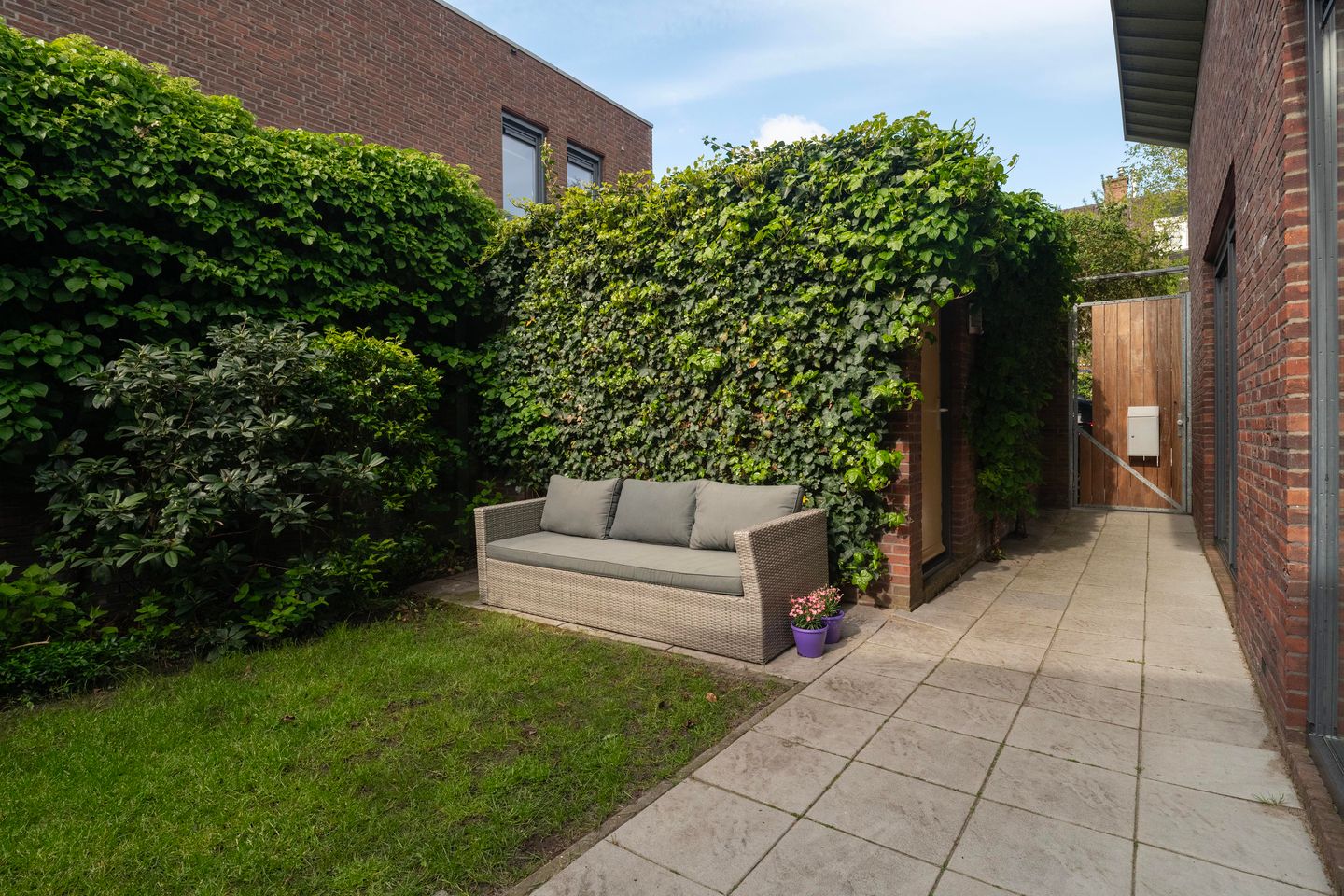 Photo 34 of Amalia van Solmslaan 7