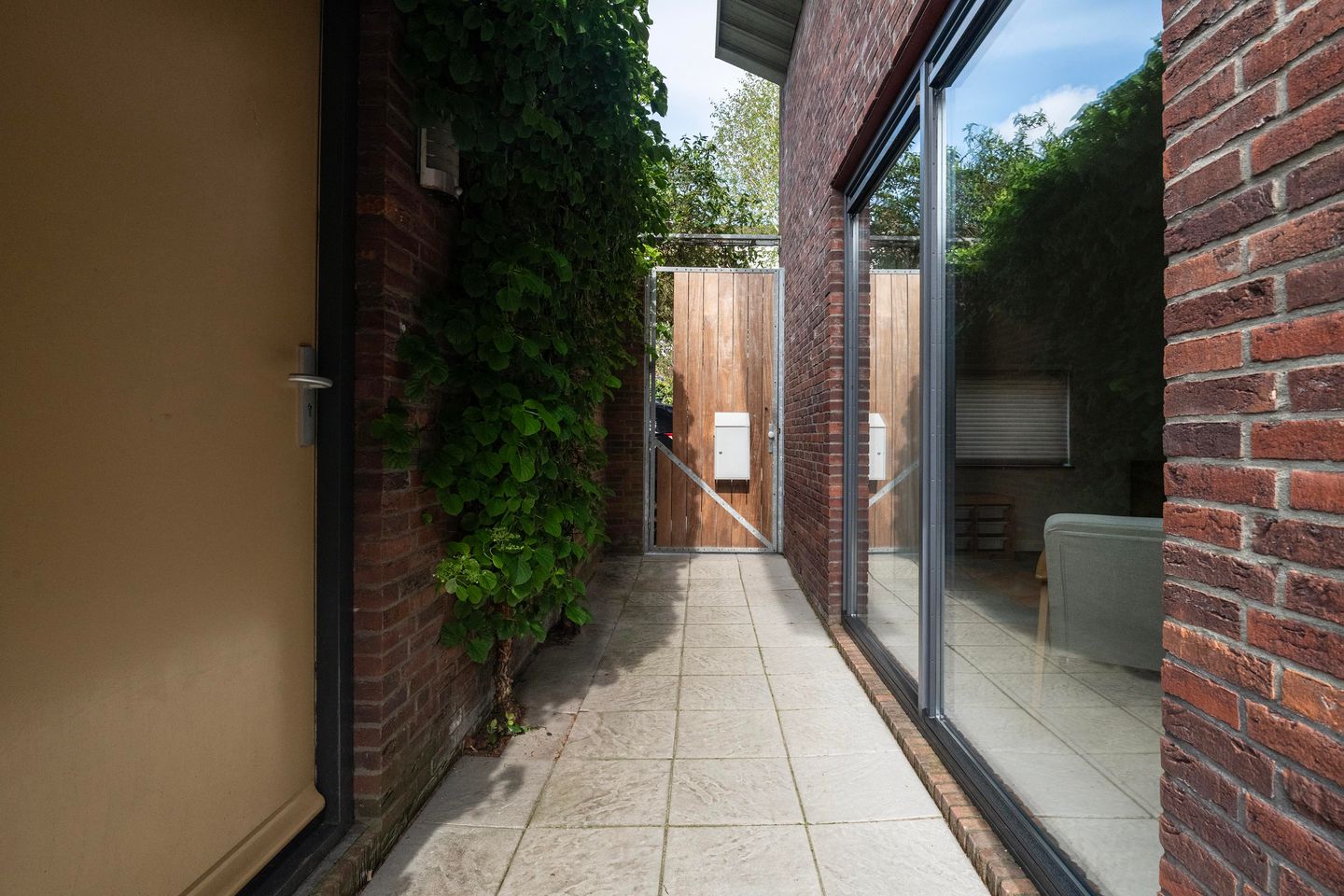 Photo 35 of Amalia van Solmslaan 7