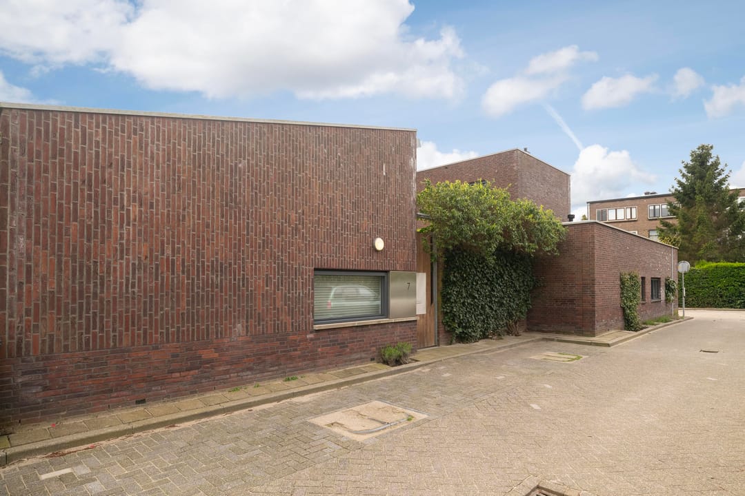 Photo 37 of Amalia van Solmslaan 7