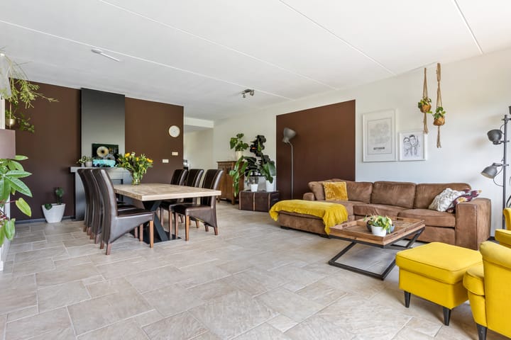 Foto 11 van Hazerswoudestraat 6