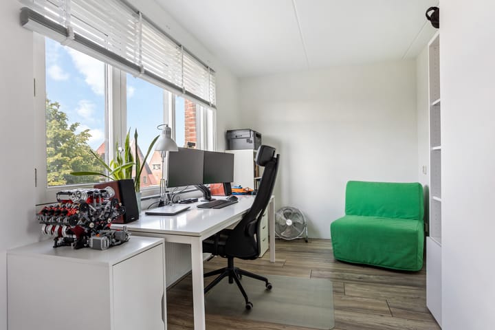 Foto 24 van Hazerswoudestraat 6