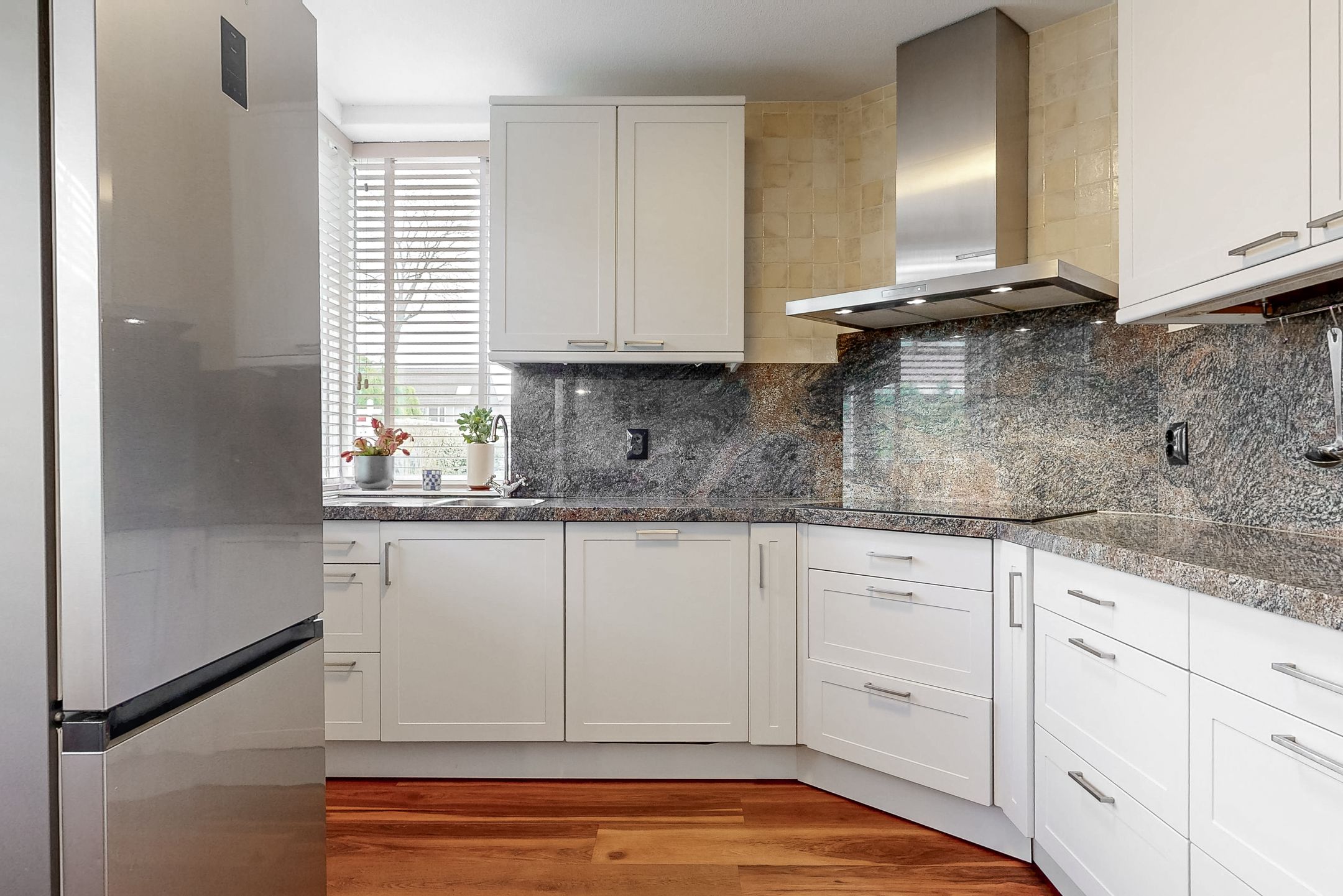 Foto 3 van Van Goghhof 52