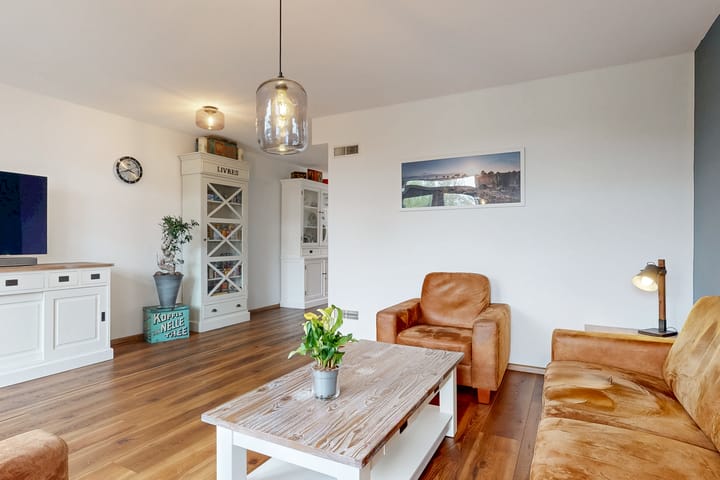 Foto 9 van Van Goghhof 52