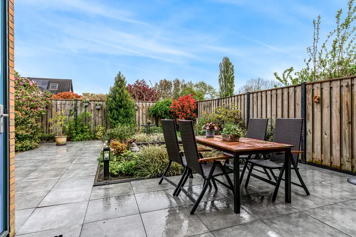 Foto 30 van Van Goghhof 52