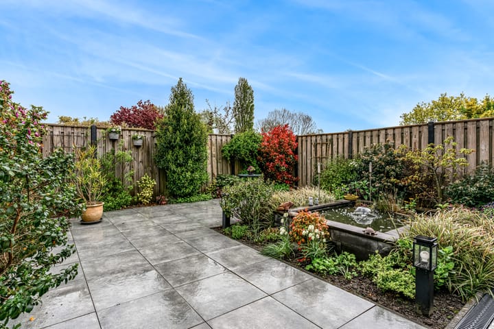 Foto 32 van Van Goghhof 52