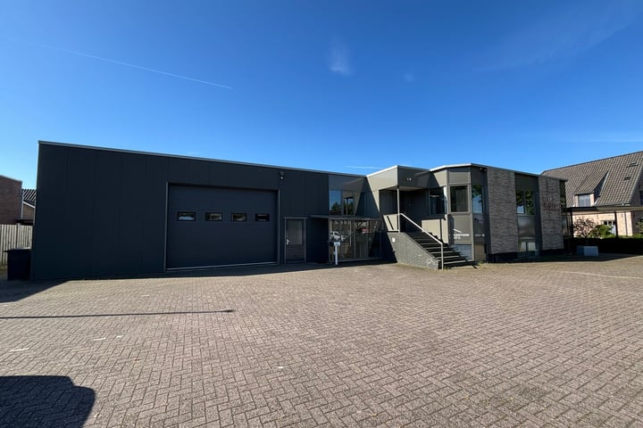 Rijssenseweg 37-c, Enter