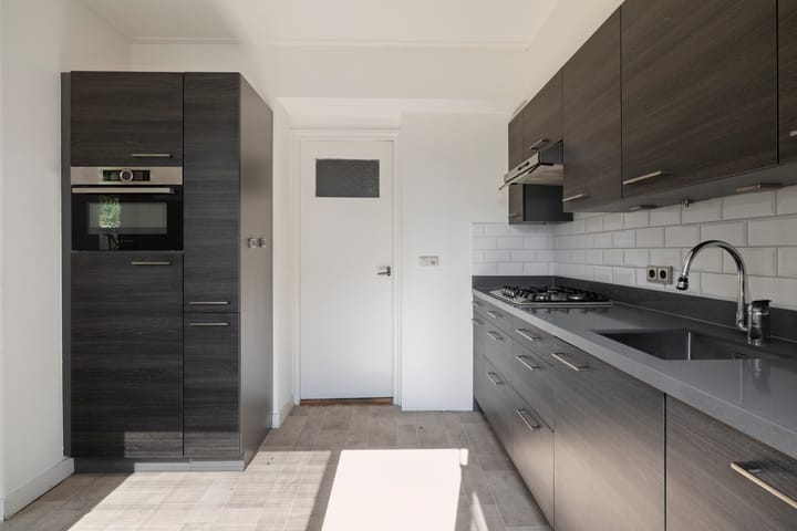 Photo 7 of Willem Barentszstraat 192