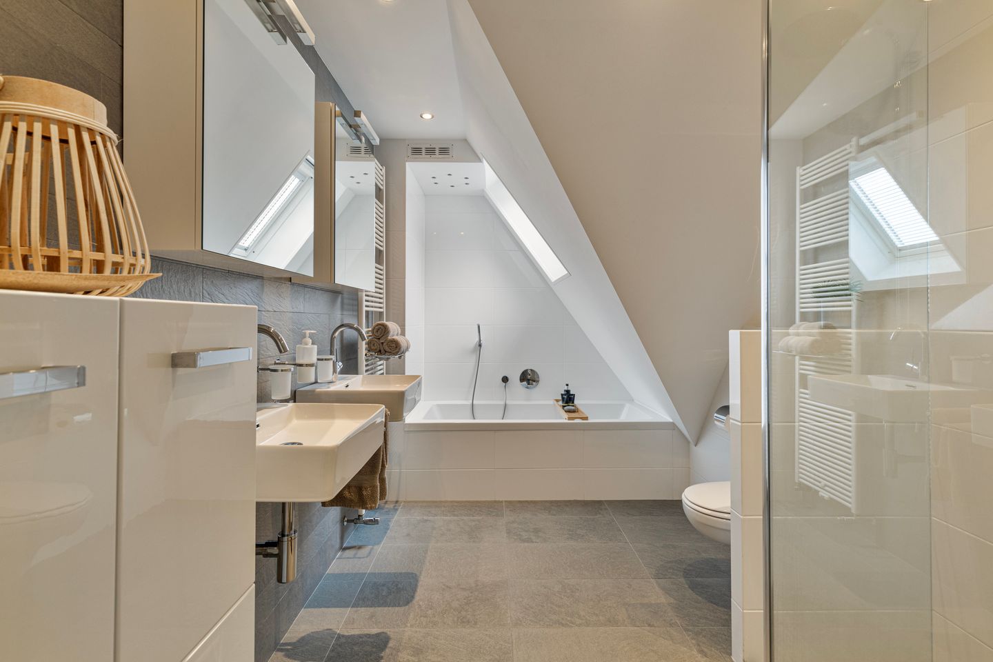 Foto 14 van Kruiskamplaan 161