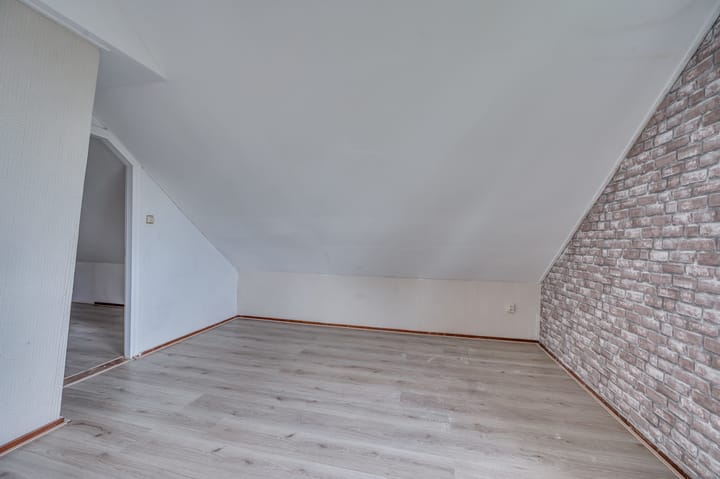 Photo 23 of Hoofdstraat 42