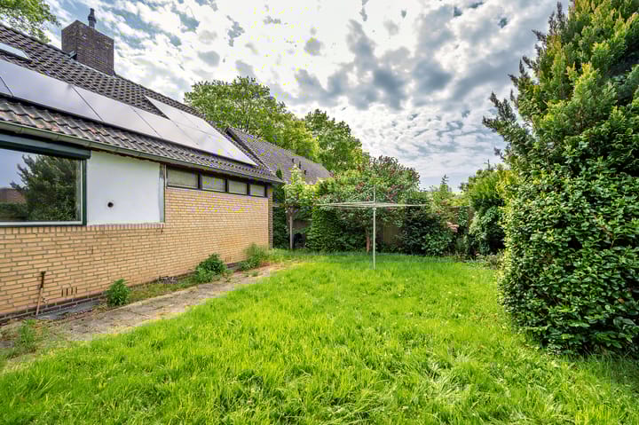 Photo 34 of Hoofdstraat 42