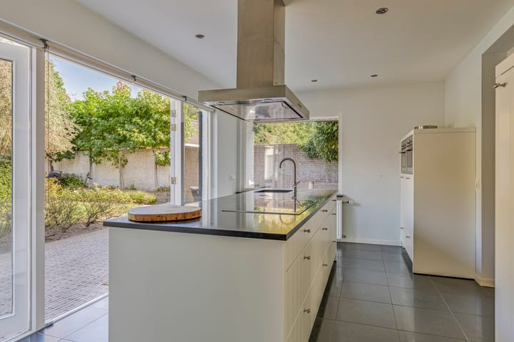 Foto 17 van Linde 16