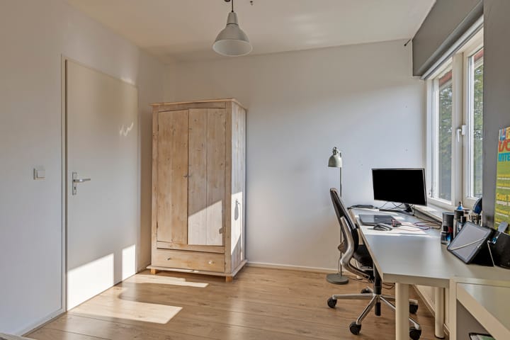 Foto 33 van Linde 16