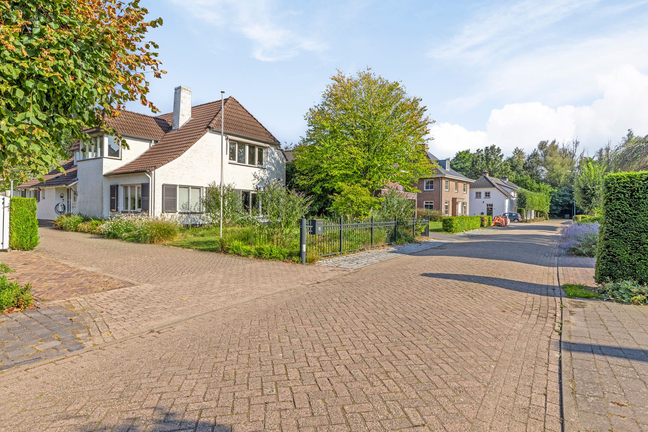 Foto 51 van Linde 16