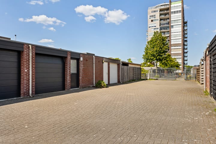 Foto 38 van Hazerswoudestraat 6