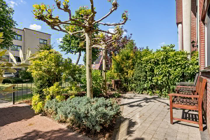 Foto 39 van Hazerswoudestraat 6