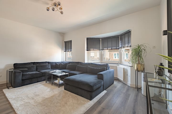 Foto 2 van Raadhuisstraat 6