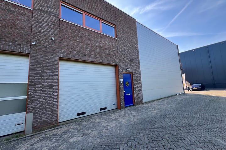 Expeditieweg 10-15, Boven-Leeuwen