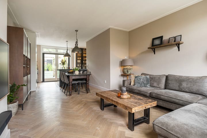 Foto 6 van Julianastraat 55