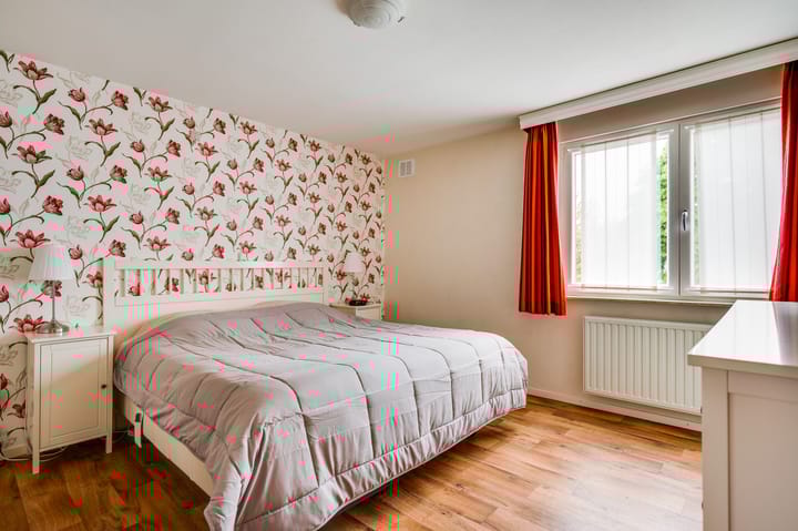 Foto 15 van Loverstraat 37