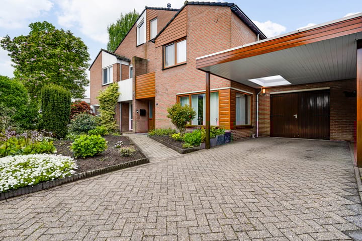 Foto 24 van Loverstraat 37