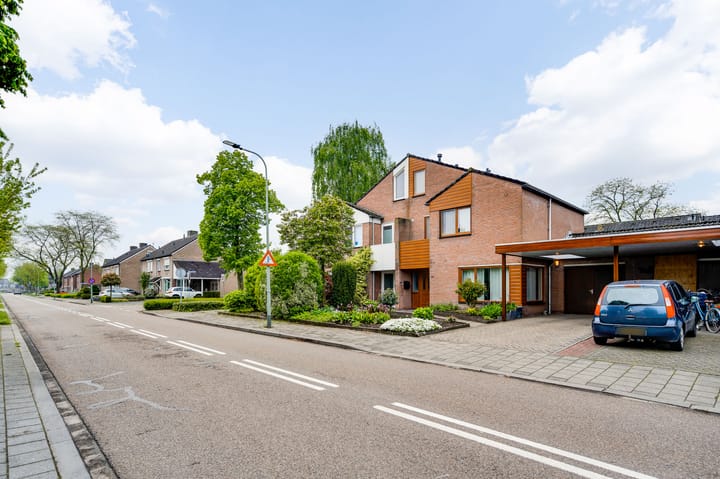 Foto 25 van Loverstraat 37