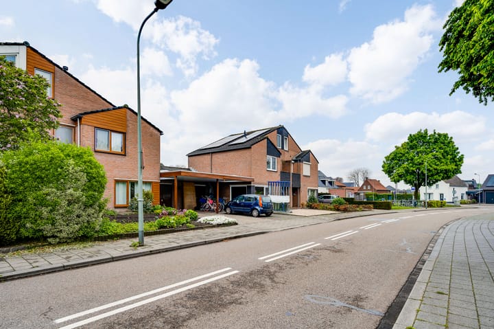 Foto 27 van Loverstraat 37