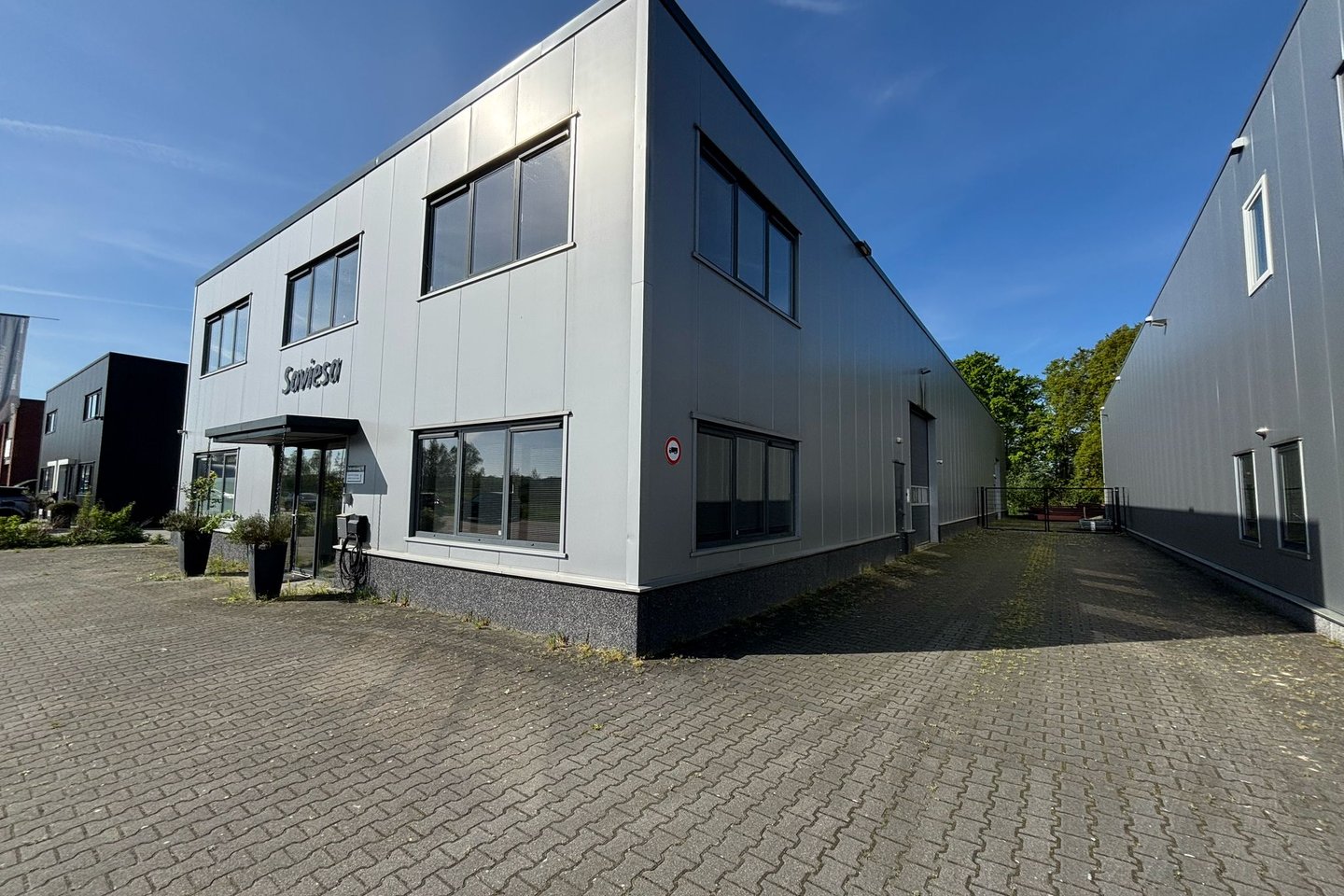 View photo 3 of Fabrieksweg 10