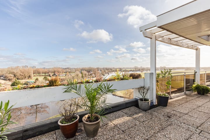 Foto 3 van Bartoklaan 90