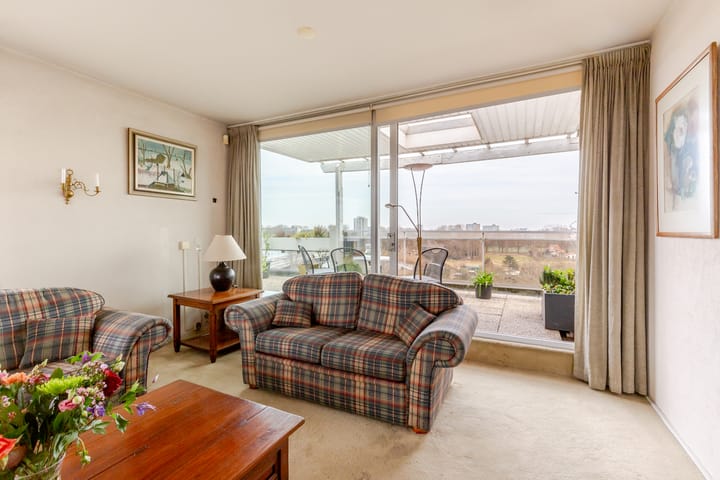 Foto 20 van Bartoklaan 90