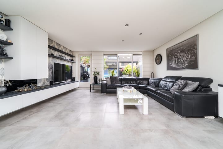 Foto 3 van Leeuwenburg 8