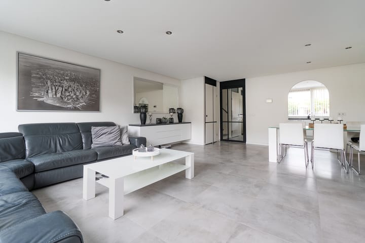 Foto 11 van Leeuwenburg 8