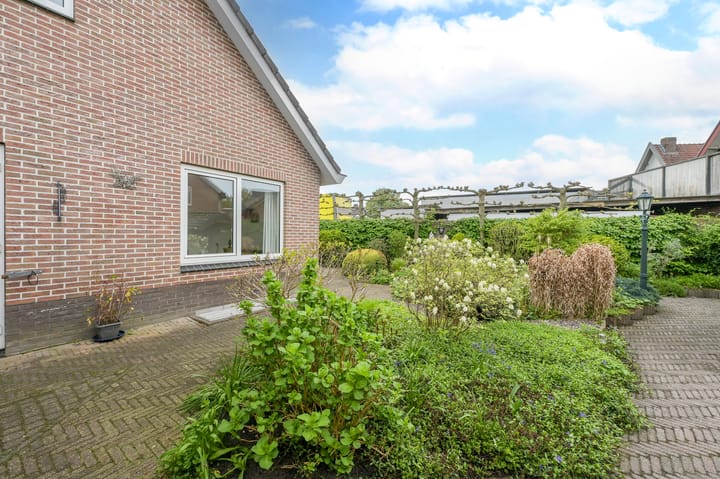 Foto 45 van Hamburgerweg 174